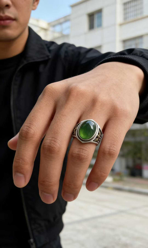 Cincin: Giok Xiuyan yang indah, warna hijau pekat—cincin, bertatahkan perak 925, ukuran dapat disesuaikan, dimensi: 20 x 15 mm, termasuk ongkos kirim dan pajak.