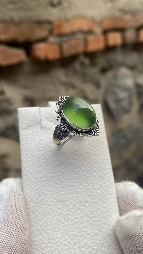 Cincin 💍: Giok Xiuyan yang indah, warna hijau pekat, dipasang pada perak 925, ukuran: 10 x 14 mm, termasuk ongkos kirim dan pajak.