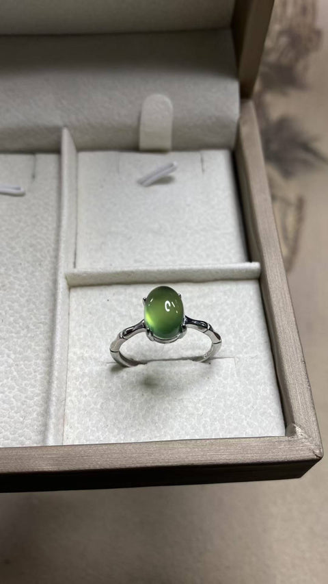 Cincin: Cincin giok Xiuyan yang indah dengan warna hijau pekat 💍, terbuat dari perak 925, ukuran dapat disesuaikan, ukuran: 7 x 9mm, termasuk ongkos kirim dan pajak.