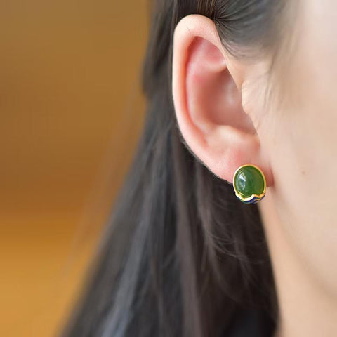 🍀🍀🍀17050-2# Anting Perak Sterling 925 dengan Inlay Giok Hetian: Sepasang anting elegan dan cantik dengan desain sederhana namun menawan. Harga sudah termasuk ongkos kirim dan pajak.