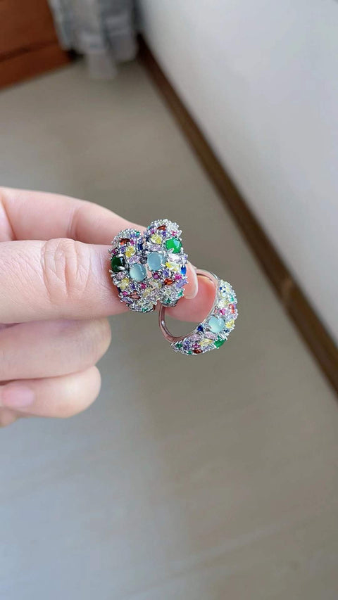 Anting dan cincin giok yang indah, terbuat dari giok tambang tua, dengan tekstur halus dan hangat, tembus cahaya yang sangat baik, desain yang bergaya dan elegan, warna-warna cerah seperti musim semi, batu kasar 0,3 mm, termasuk ongkos kirim dan pajak.