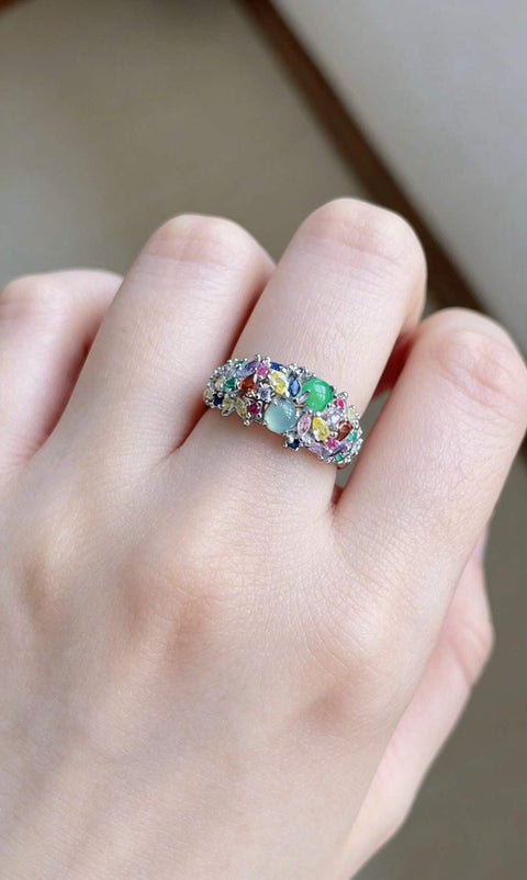 Anting dan cincin giok yang indah, terbuat dari giok tambang tua, dengan tekstur halus dan hangat, tembus cahaya yang sangat baik, desain yang bergaya dan elegan, warna-warna cerah seperti musim semi, batu kasar 0,3 mm, termasuk ongkos kirim dan pajak.