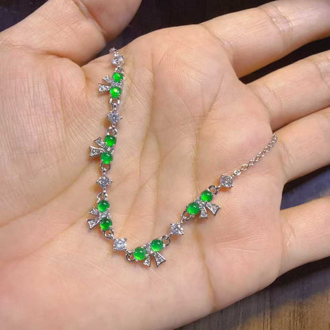 Rangka perak sterling 925, giok jadeit alami Grade A, termasuk ongkos kirim dan pajak.