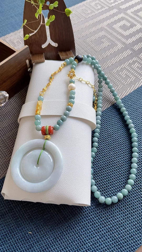 Giok alami dengan pengait ibu dan anak serta rantai air biru, ukuran 4.8, termasuk ongkos kirim dan pajak.