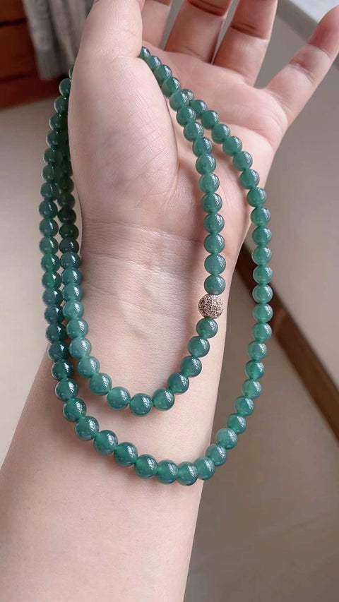 Rantai air giok biru alami, material tambang lama, tembus pandang yang sangat baik, material bersih, dapat dikenakan sebagai gelang atau kalung, warna terang sangat menyegarkan, ukuran 0.7, termasuk ongkos kirim dan pajak.