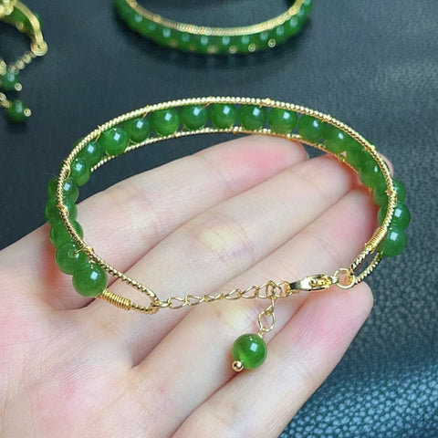 Gelang manik-manik giok Hetian 8mm; seri berlapis emas 14K, material dingin dan halus. Desain baru dan modis; sudah termasuk ongkos kirim dan pajak.