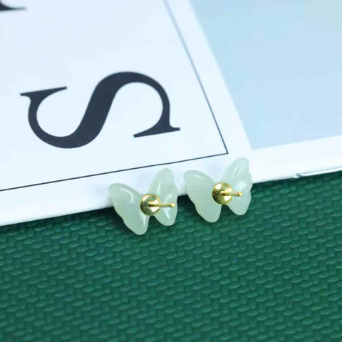 2076-2# Anting kupu-kupu perak S925 bertatahkan giok Hetian (batu lepas): 9*10 cm, termasuk ongkos kirim dan pajak.