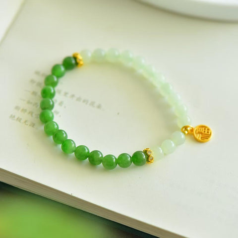 22137# Gelang Giok Hetian dengan Berkah Berlimpah, 6mm. "Mengamati berbagai aspek kehidupan manusia, berharap membawa berkah bagi semua." Termasuk ongkos kirim dan pajak.
