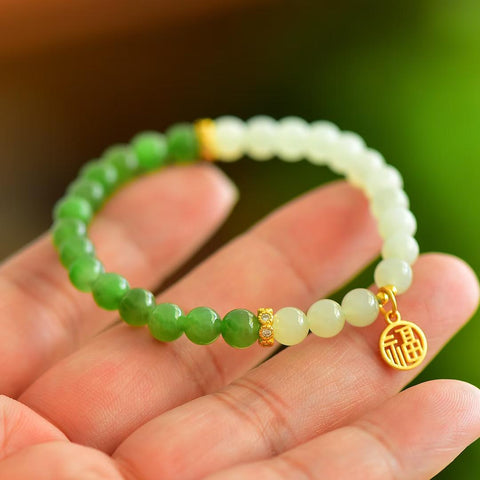 22137# Gelang Giok Hetian dengan Berkah Berlimpah, 6mm. "Mengamati berbagai aspek kehidupan manusia, berharap membawa berkah bagi semua." Termasuk ongkos kirim dan pajak.