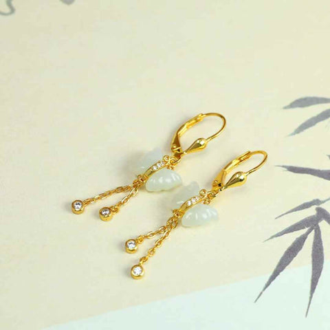 8239-2#s925 Anting Kupu-kupu Giok Hetian Bertatahkan Perak (Batu Lepas): 8*9 cm, termasuk ongkos kirim dan pajak.