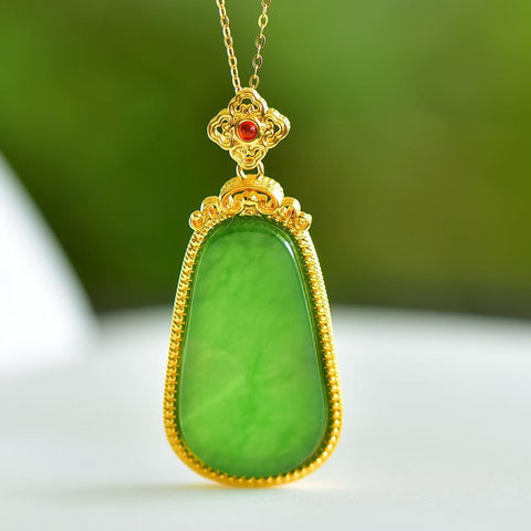 6037-2# Liontin Giok Hetian Bertatahkan Kualitas Mewah 18K - Semoga Anda mendapatkan kedamaian dan keberuntungan dalam segala hal. 17*30 cm. Termasuk ongkos kirim dan pajak.