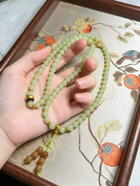 Kalung/gelang giok antik 108 butir, melambangkan penghapusan kekhawatiran dan keberuntungan. Dapat dililitkan beberapa kali di pergelangan tangan. Ukuran: sekitar 8 mm. Termasuk ongkos kirim dan pajak.