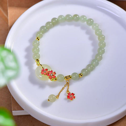 🌺🌺🌺8330-2# Gelang perak sterling 925 bertatahkan giok Hetian berbentuk bunga plum, desain baru dan unik, pengerjaan yang indah, tampil beda dari yang lain. Ukuran giok: 13*13 cm. Termasuk ongkos kirim dan pajak.