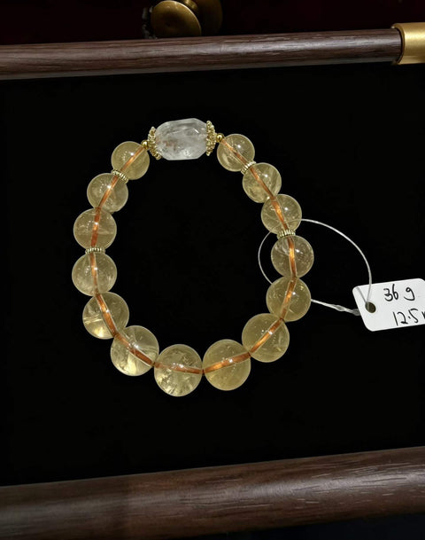 Gelang sitrin! Ukuran manik: manik besar 12,5 mm! Dilengkapi dengan manik-manik kristal putih kasar! Ongkos kirim dan pajak sudah termasuk.