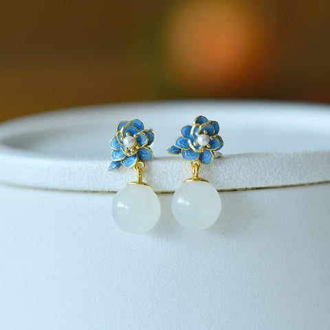 🌸🌸🌸7936-2# Anting-anting perak sterling 925 bertatahkan giok Hetian, menampilkan desain baru dan unik, pengerjaan yang indah, dan gaya yang khas. Dimensi giok: 10*10 cm. Termasuk ongkos kirim dan pajak.