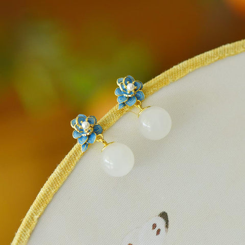 🌸🌸🌸7936-2# Anting-anting perak sterling 925 bertatahkan giok Hetian, menampilkan desain baru dan unik, pengerjaan yang indah, dan gaya yang khas. Dimensi giok: 10*10 cm. Termasuk ongkos kirim dan pajak.
