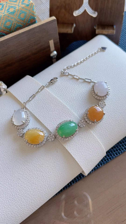 Gelang giok alami, material tambang lama, tekstur halus dan hangat, warna permen yang indah, dipasang pada perak 925, nilai uang yang sangat baik, ukuran batu permata 12x8, ukuran batu permata 7x8, termasuk ongkos kirim dan pajak.