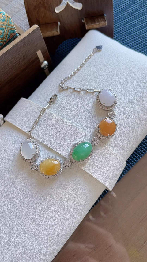 Gelang giok alami, material tambang lama, tekstur halus dan hangat, warna permen yang indah, dipasang pada perak 925, nilai uang yang sangat baik, ukuran batu permata 12x8, ukuran batu permata 7x8, termasuk ongkos kirim dan pajak.