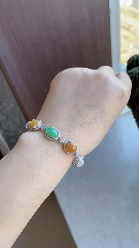 Gelang giok alami, material tambang lama, tekstur halus dan hangat, warna permen yang indah, dipasang pada perak 925, nilai uang yang sangat baik, ukuran batu permata 12x8, ukuran batu permata 7x8, termasuk ongkos kirim dan pajak.