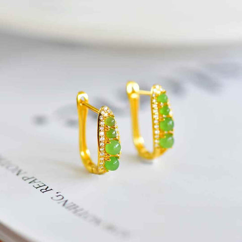 【Nama】Anting-anting Giok Hetian Bertatahkan Perak S925  【Nomor Barang】12531-2# 【Spesifikasi】Batu Mentah: 3*3 cm (termasuk ongkos kirim dan pajak)
