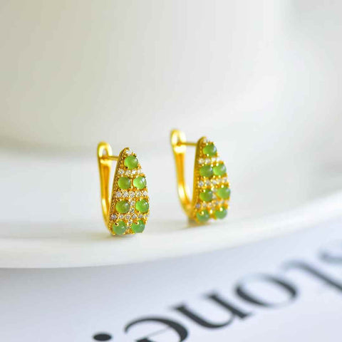 【Nama】Anting-anting Giok Hetian Bertatahkan Perak Sterling S925  【Nomor Barang】12528-2# 【Spesifikasi】Batu Mentah: 2*2 (termasuk ongkos kirim dan pajak)
