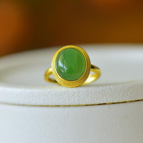 19030-2# Cincin Perak Sterling 925 dengan Batu Giok Hetian, menampilkan tekstur giok yang hangat dan lembut, desain yang stylish dan sederhana. Ukuran: 10*12 mm. Termasuk ongkos kirim dan pajak.