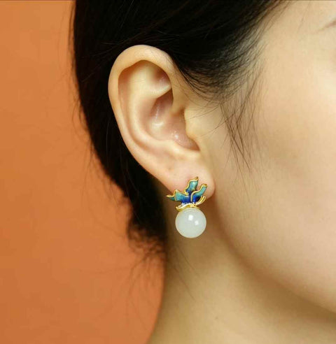 8249Q-2#s925 Anting Kupu-kupu Manik Giok Hetian Bertatahkan Perak. Ukuran Batu Permata: 8*8 cm. Termasuk ongkos kirim dan pajak.
