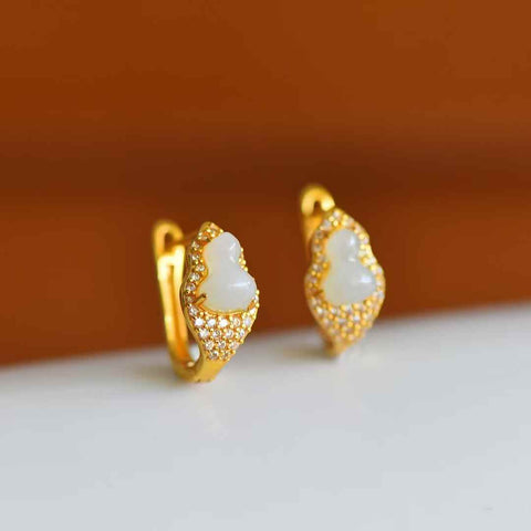 【Nama】Anting-anting Fashion Labu Giok Hetian Bertatahkan Perak S925  【Nomor Barang】8312-2# 【Spesifikasi】Batu Mentah: 5*7 cm (Termasuk ongkos kirim dan pajak), No. Barang 202605231523