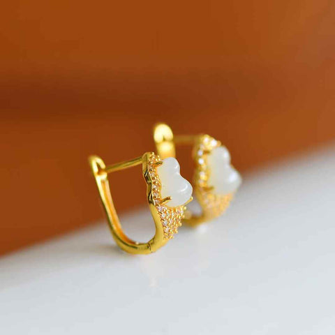 【Nama】Anting-anting Fashion Labu Giok Hetian Bertatahkan Perak S925  【Nomor Barang】8312-2# 【Spesifikasi】Batu Mentah: 5*7 cm (Termasuk ongkos kirim dan pajak), No. Barang 202605231523