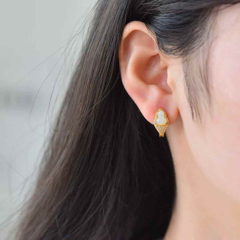 【Nama】Anting-anting Fashion Labu Giok Hetian Bertatahkan Perak S925  【Nomor Barang】8312-2# 【Spesifikasi】Batu Mentah: 5*7 cm (Termasuk ongkos kirim dan pajak), No. Barang 202605231523