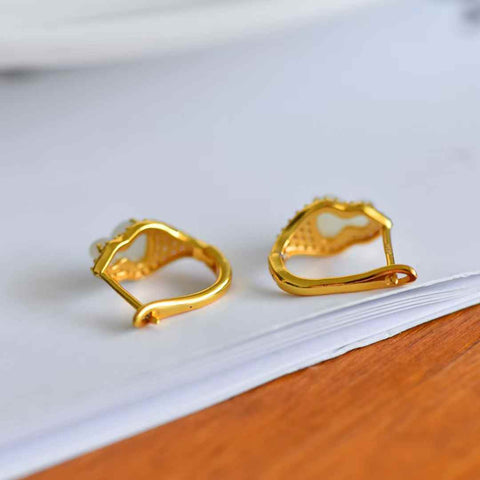 【Nama】Anting-anting Fashion Labu Giok Hetian Bertatahkan Perak S925  【Nomor Barang】8312-2# 【Spesifikasi】Batu Mentah: 5*7 cm (Termasuk ongkos kirim dan pajak), No. Barang 202605231523