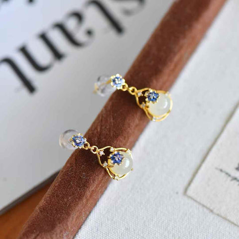 【Nama】Anting-anting Fashion Bentuk Drum Bulat Bertatahkan Giok Hetian dari Perak Sterling S925  【Nomor Barang】8283-2# 【Spesifikasi】Batu Mentah: 6*6 cm (termasuk ongkos kirim dan pajak)