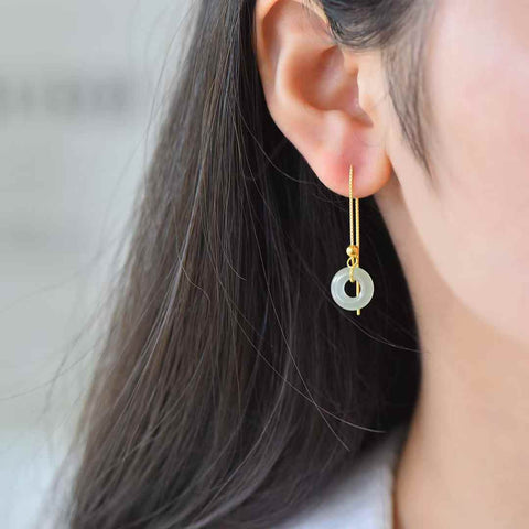 【Nama】Anting Cincin Perdamaian Batu Giok Hetian Bertatahkan Perak S925  【Nomor Barang】8157Q-2# 【Spesifikasi】Batu Mentah: 10*10 cm (termasuk ongkos kirim dan pajak)