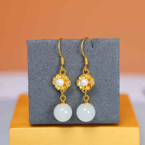 Set Anting Perak Sterling S925 dengan Manik Giok Hetian  【Nomor Barang】8294Q-2# 【Spesifikasi】Batu Giok: 8*8 cm (Termasuk ongkos kirim dan pajak)
