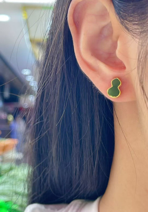 Anting giok Hetian dengan bingkai perak dan lapisan emas 18 karat! Desain berbentuk labu! Termasuk ongkos kirim dan pajak.