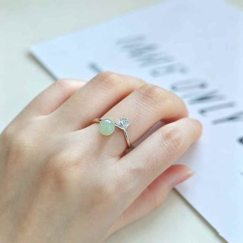 Cincin Perak Sterling S925 dengan Manik-manik Giok Hetian  【Nomor Barang】1051Q# 【Spesifikasi】Batu Giok: 8*8 cm Harga sudah termasuk ongkos kirim dan pajak.
