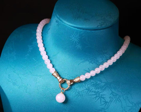 【Giok Putih Hetian】Kalung manik bulat 6m + 12m telah tiba... Desain indah dengan lapisan emas 14k~ Setiap manik terdistribusi merata, berkilau, dan putih; ongkos kirim dan pajak sudah termasuk.