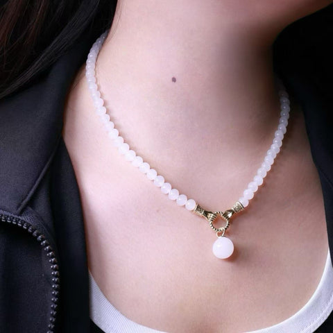 【Giok Putih Hetian】Kalung manik bulat 6m + 12m telah tiba... Desain indah dengan lapisan emas 14k~ Setiap manik terdistribusi merata, berkilau, dan putih; ongkos kirim dan pajak sudah termasuk.