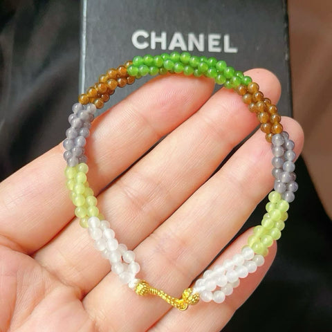 Kalung rantai pilin multi-batu permata ✨ Terbuat dari jasper, giok putih, giok ungu, giok kuning, dan giok gula dengan tekstur halus dan lembut; dipadukan dengan aksesoris perak sterling; 💗 Ukuran manik 3mm; Ongkos kirim dan pajak sudah termasuk.