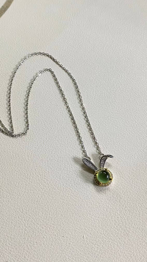 Giok Xiuyan berkualitas tinggi (grade 180) – liontin tulang selangka, dipasang pada perak sterling 925, ukuran liontin: 16mm, termasuk ongkos kirim dan pajak.