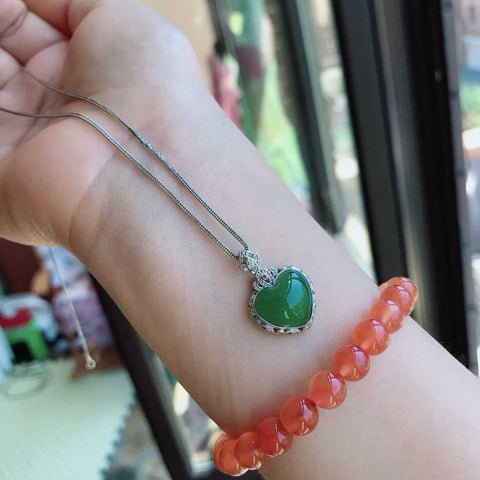 Liontin kalung giok, terbuat dari perak sterling 925, termasuk liontin lotus perak sterling 925 (11/13mm). Harga sudah termasuk ongkos kirim dan pajak.