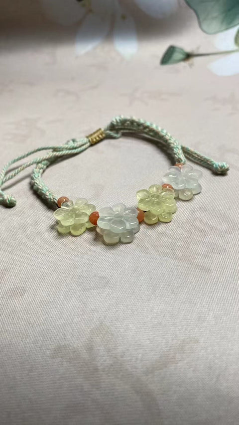 Kedamaian dan Keamanan di Segala Musim: Gelang giok Xiuyan yang indah dengan aksesori halus, ukuran: 15 x 7 mm, termasuk ongkos kirim dan pajak.