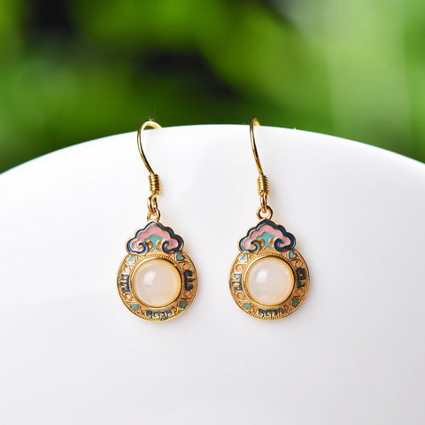 5454-2# Anting-anting enamel berbentuk drum bulat bertatahkan giok Hetian dari perak sterling S925 dengan awan keberuntungan, 6x6 buah, termasuk ongkos kirim dan pajak.