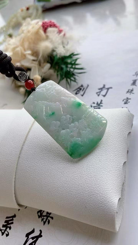 Lanskap giok alami, permukaan halus, material tambang lama, tekstur halus dan hangat, hijau cerah, nilai uang yang sangat baik, dimensi 5,1 x 3,2 mm, termasuk ongkos kirim dan pajak.