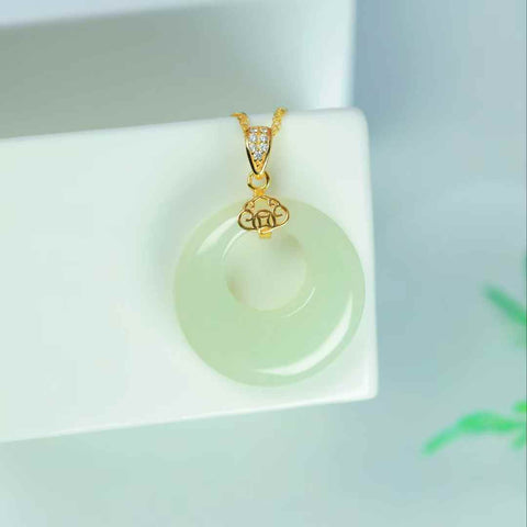 0443#s925 Liontin Cincin Perdamaian Giok Hetian Bertatahkan Perak (Batu Lepas): 23*23mm, termasuk ongkos kirim dan pajak.