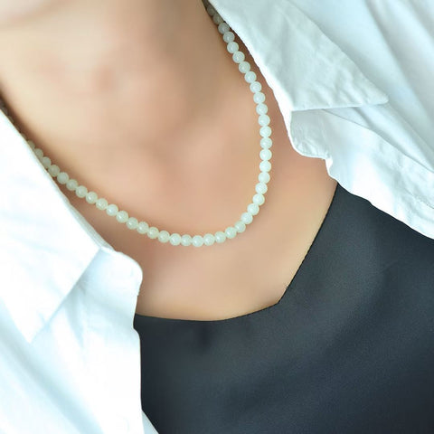 10702# Kalung Giok Putih Hetian yang Indah, 6mm. Semoga hidup Anda lancar, karier sukses, kesehatan yang baik, dan semua keinginan Anda terpenuhi. Ongkos kirim dan pajak sudah termasuk.