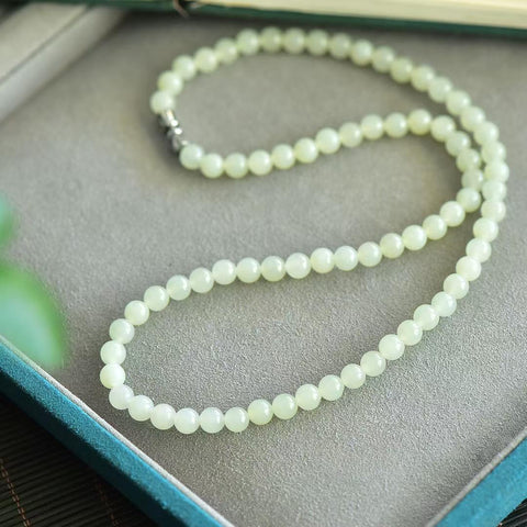 10702# Kalung Giok Putih Hetian yang Indah, 6mm. Semoga hidup Anda lancar, karier sukses, kesehatan yang baik, dan semua keinginan Anda terpenuhi. Ongkos kirim dan pajak sudah termasuk.