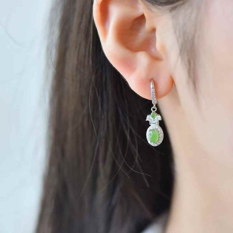12637# 12637-2#s925 Anting-anting Cabochon Giok Hetian Bertatahkan Perak (Batu Mentah): 4*6 cm (Termasuk ongkos kirim dan pajak)