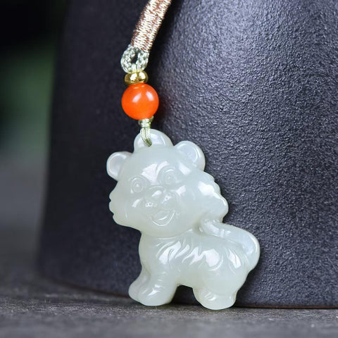 3079# Giok Hetian "Harimau" yang Indah - Seekor harimau yang perkasa dan megah, dengan pengerjaan yang teliti dan kualitas giok yang bersih. 32*25mm (termasuk ongkos kirim dan pajak).