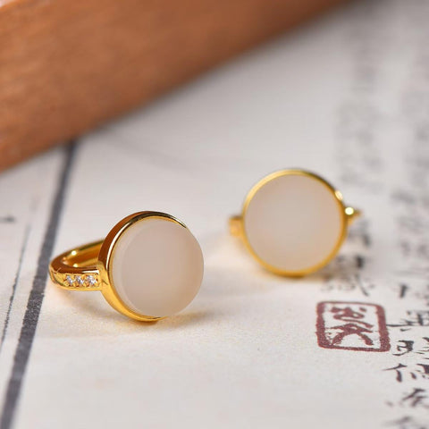 5236-2# Anting-anting Bulat Datar Bertatahkan Giok Hetian dari Perak Sterling S925 (8×8), termasuk ongkos kirim dan pajak.